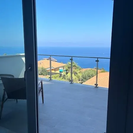 Margo Villa Mandaradoni